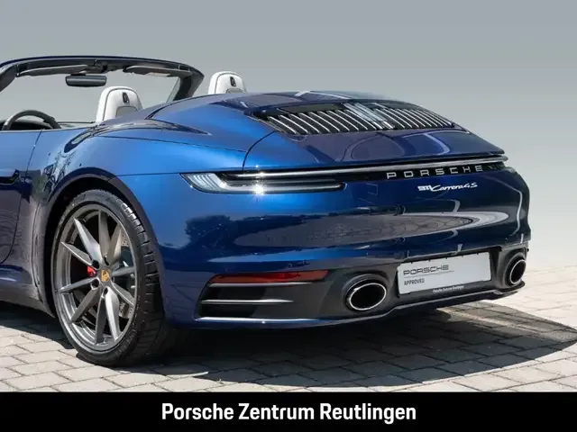 Porsche 992