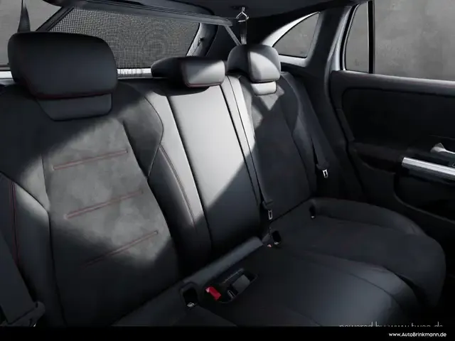 Mercedes-Benz GLA 180