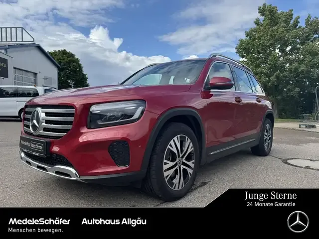 Mercedes-Benz GLB 200