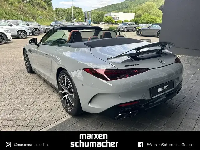 Mercedes-Benz SL 63 AMG