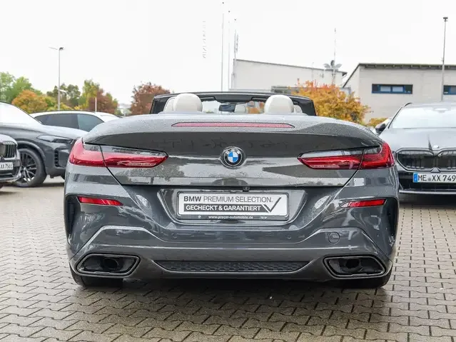 BMW 840