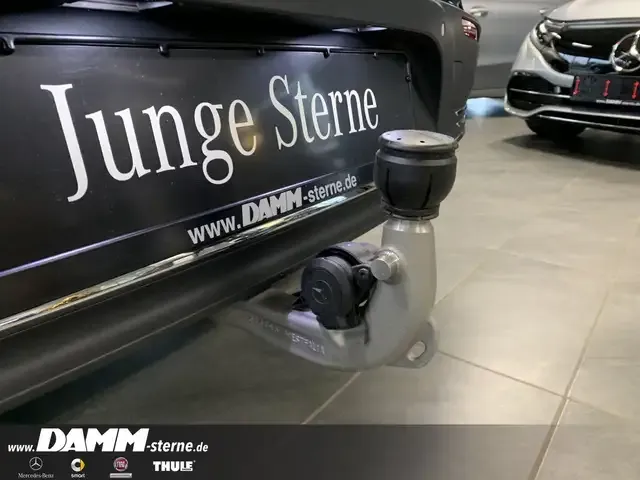 Mercedes-Benz EQA 300