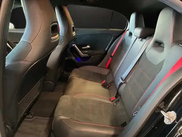 Mercedes-Benz A 35 AMG