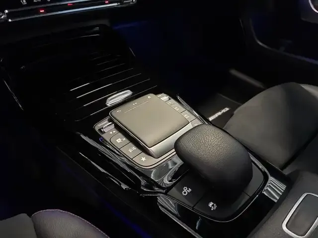 Mercedes-Benz A 35 AMG