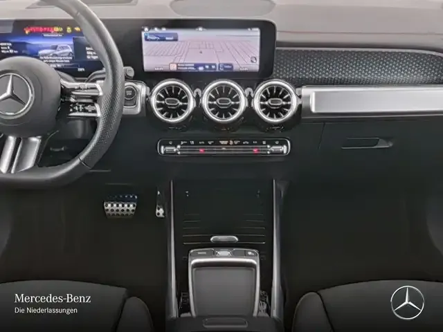 Mercedes-Benz EQB 300