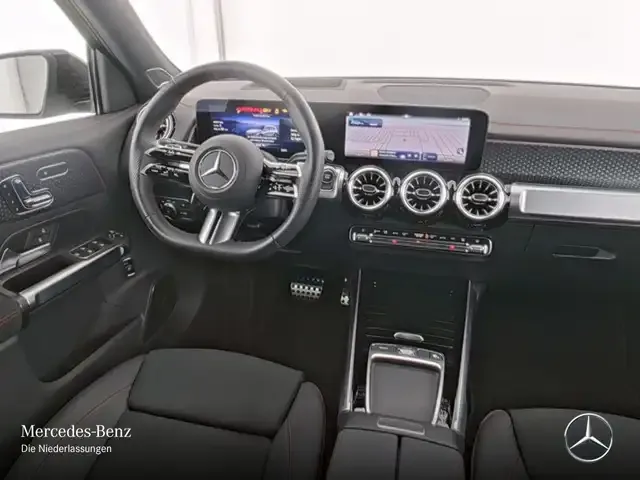Mercedes-Benz EQB 300