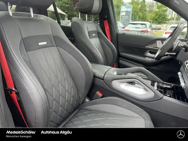Mercedes-Benz GLS 63 AMG