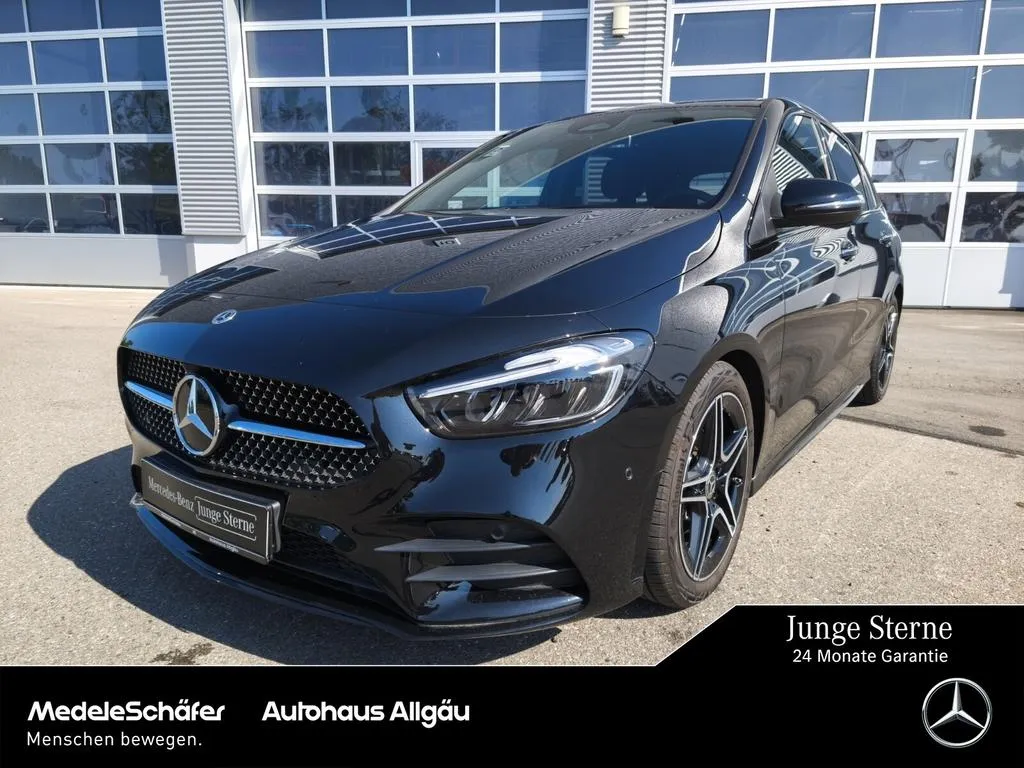 Mercedes-Benz B 200