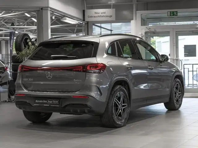 Mercedes-Benz EQA 300
