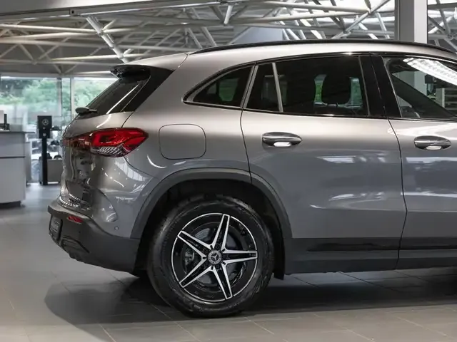 Mercedes-Benz EQA 300