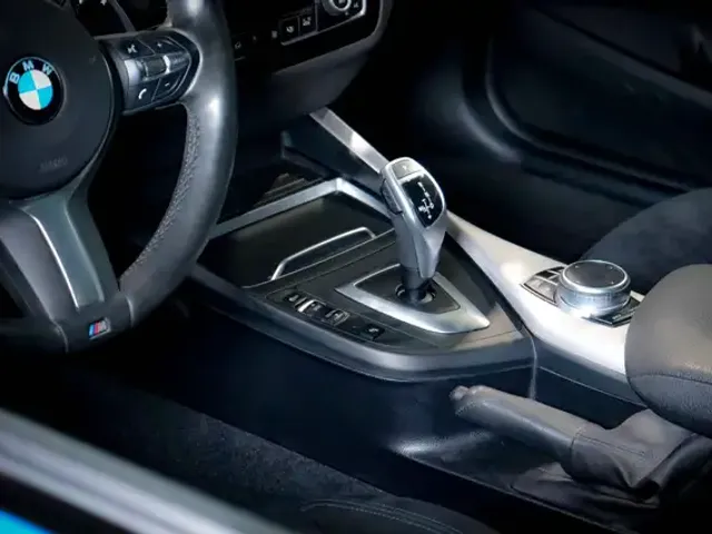 BMW 240
