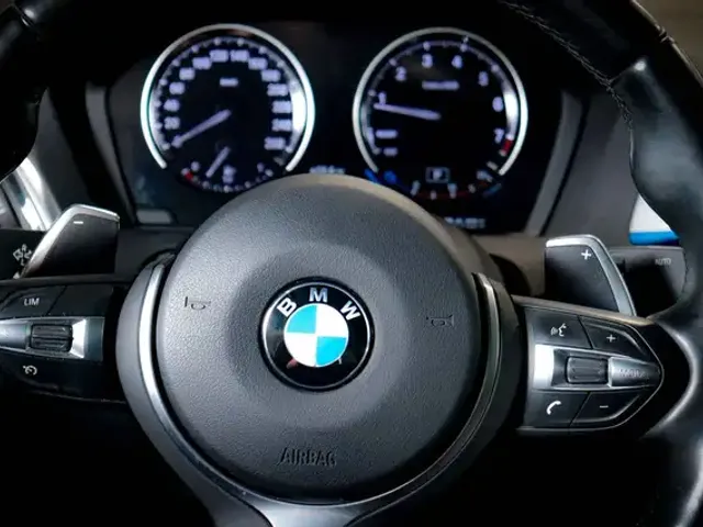 BMW 240