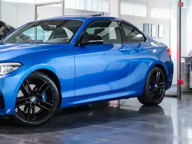 BMW 240