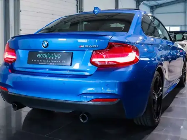 BMW 240
