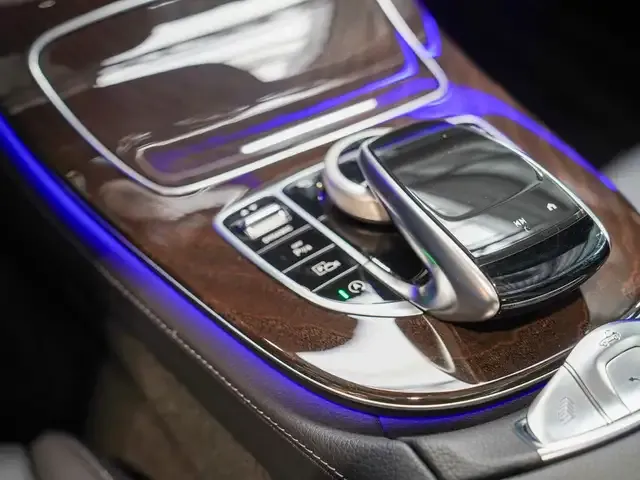 Mercedes-Benz E 450