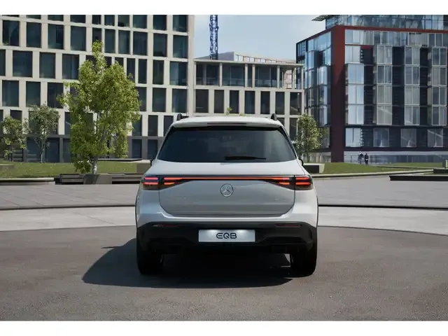 Mercedes-Benz EQB 350