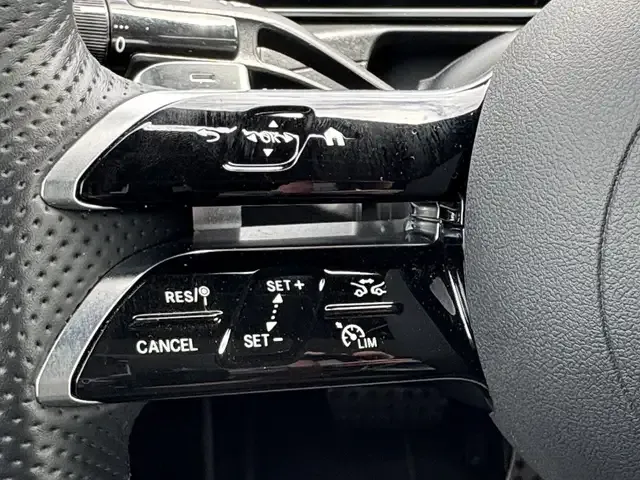 Mercedes-Benz CLE 300