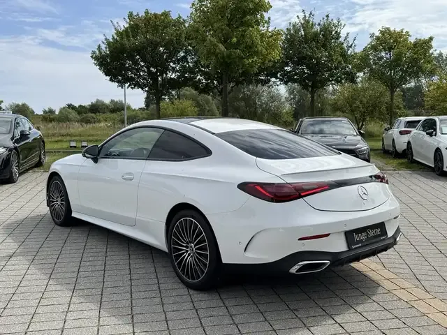 Mercedes-Benz CLE 300