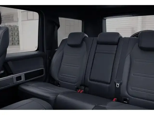 Mercedes-Benz G 400