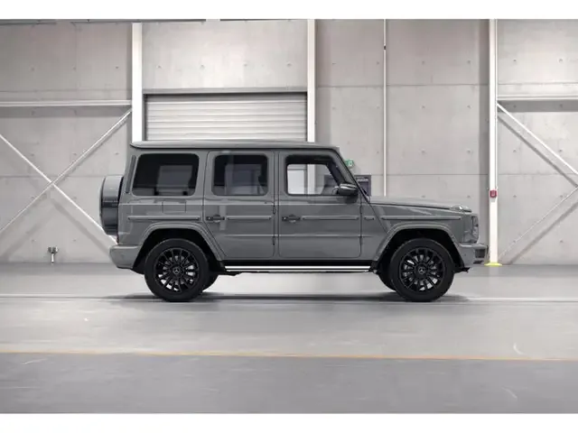 Mercedes-Benz G 400