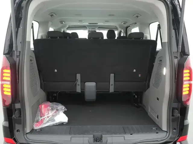 Volkswagen T7 Caravelle