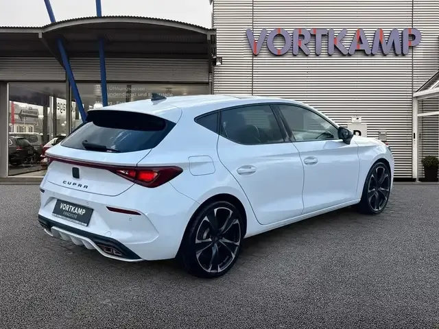 CUPRA Leon