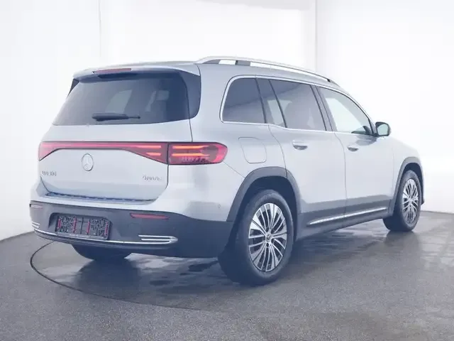 Mercedes-Benz EQB 350