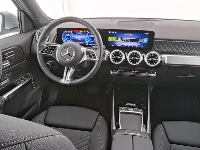Mercedes-Benz EQB 350