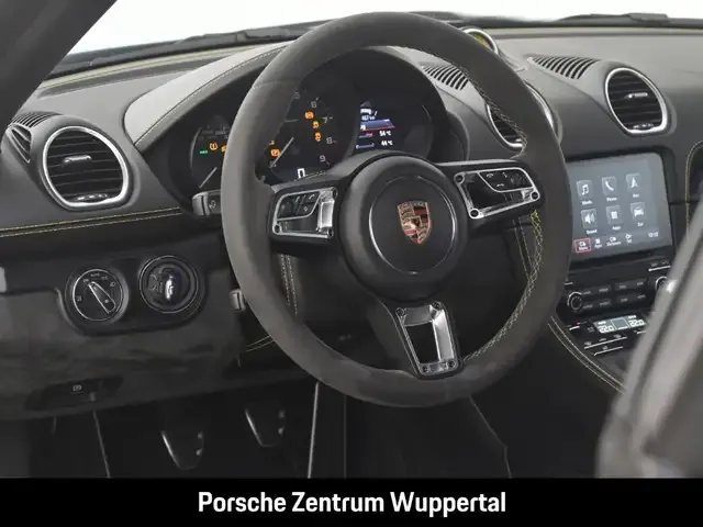 Porsche 718 Spyder