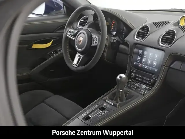 Porsche 718 Spyder