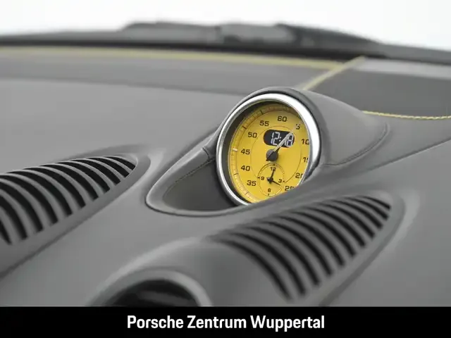 Porsche 718 Spyder