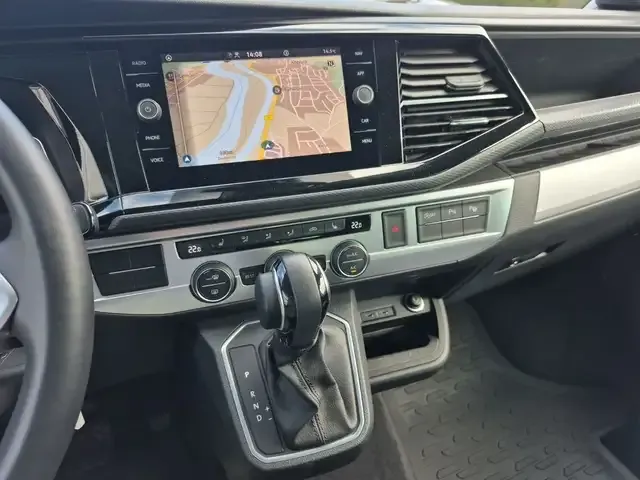 Volkswagen T6 California