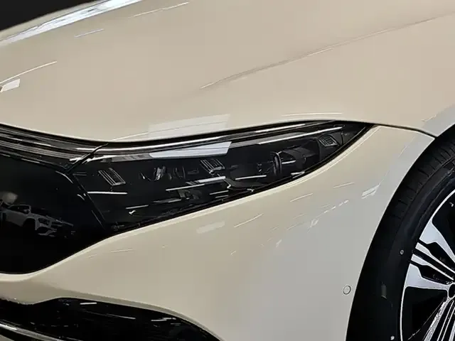 Mercedes-Benz EQS