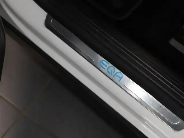 Mercedes-Benz EQA 350