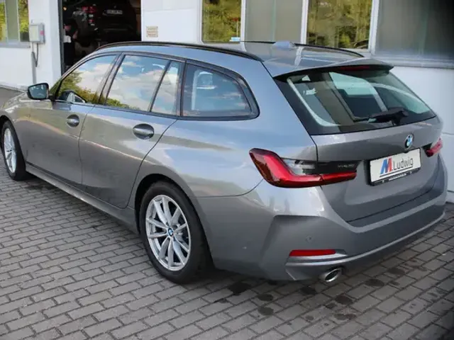 BMW 318