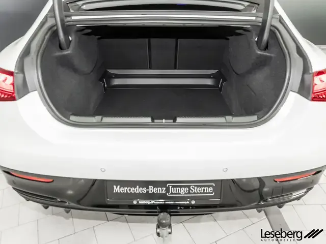 Mercedes-Benz EQE 500