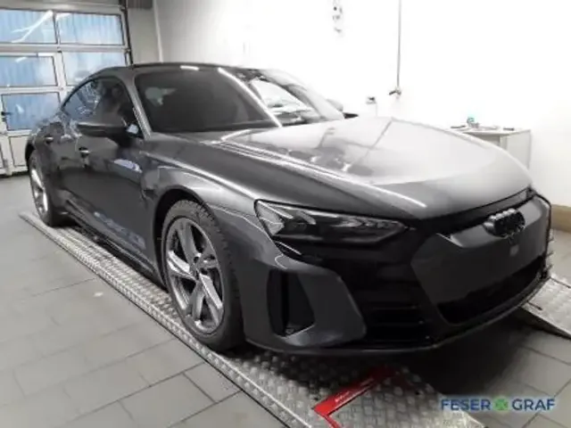 Audi e-tron GT