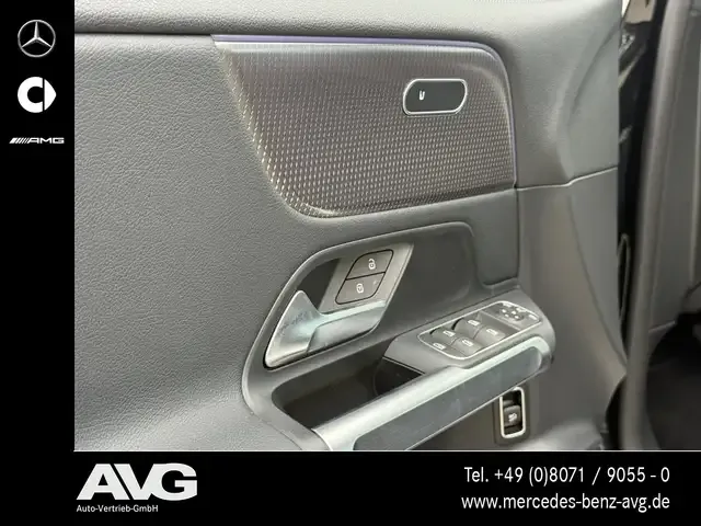 Mercedes-Benz EQB 300
