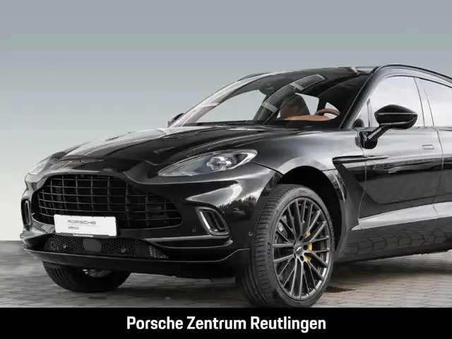 Aston Martin DBX