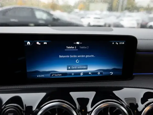 Mercedes-Benz CLA 220