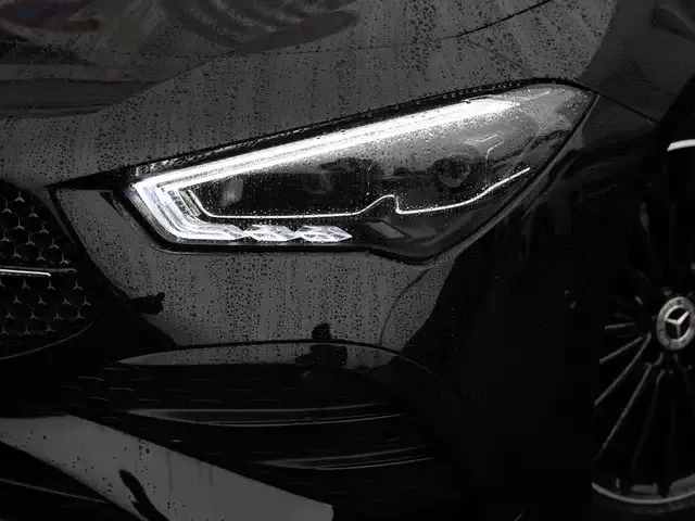 Mercedes-Benz CLA 220