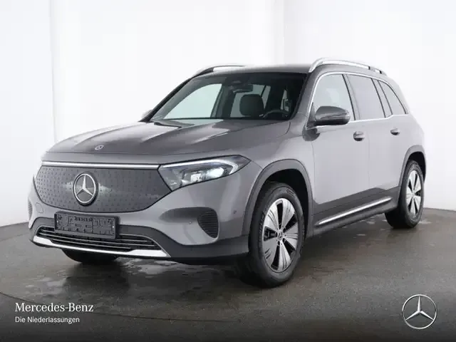 Mercedes-Benz EQB 250