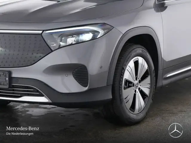 Mercedes-Benz EQB 250