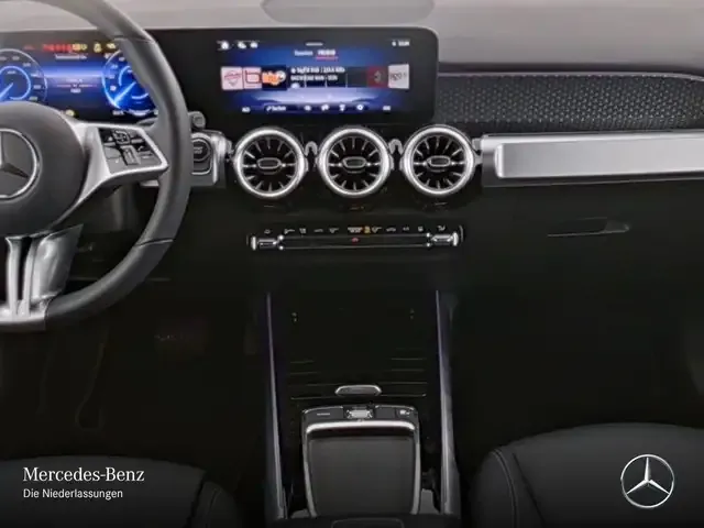 Mercedes-Benz EQB 250