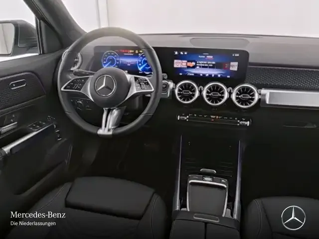 Mercedes-Benz EQB 250