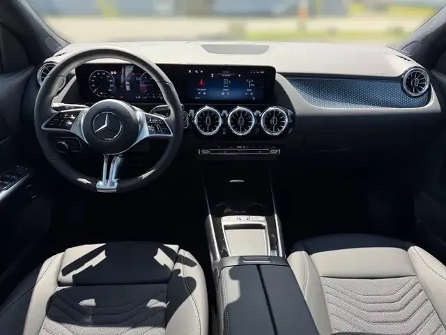 Mercedes-Benz GLA 180