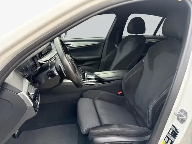 BMW 545