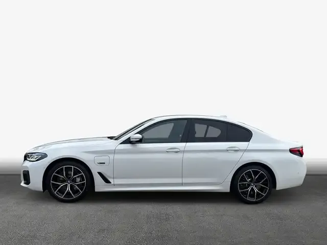 BMW 545