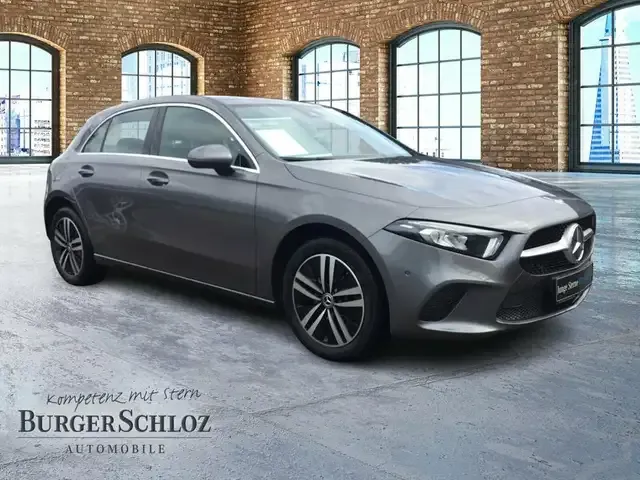Mercedes-Benz A 250
