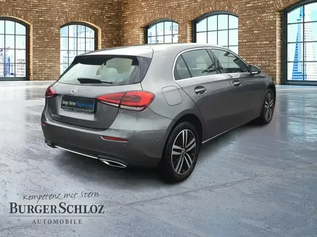 Mercedes-Benz A 250